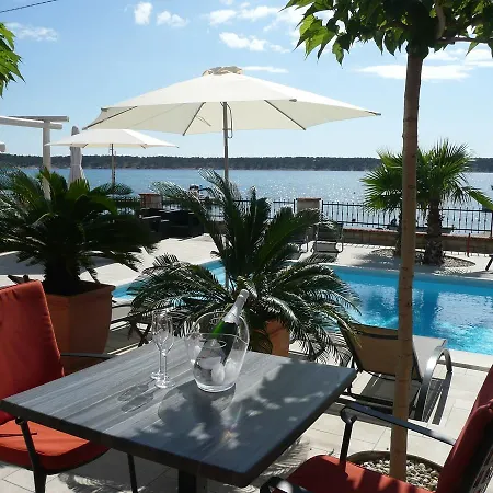 Three-bedroom In Barbat I Barbat na Rabu