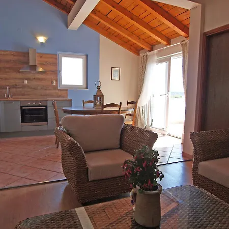 Apartman Three-bedroom In Barbat I *